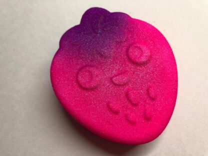 Kawaii Strawberry Bath Bomb Vacuum Mould - Image 5