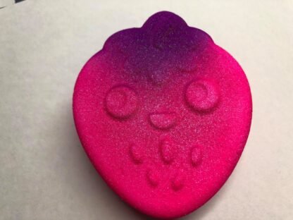 Kawaii Strawberry Bath Bomb Vacuum Mould - Image 3